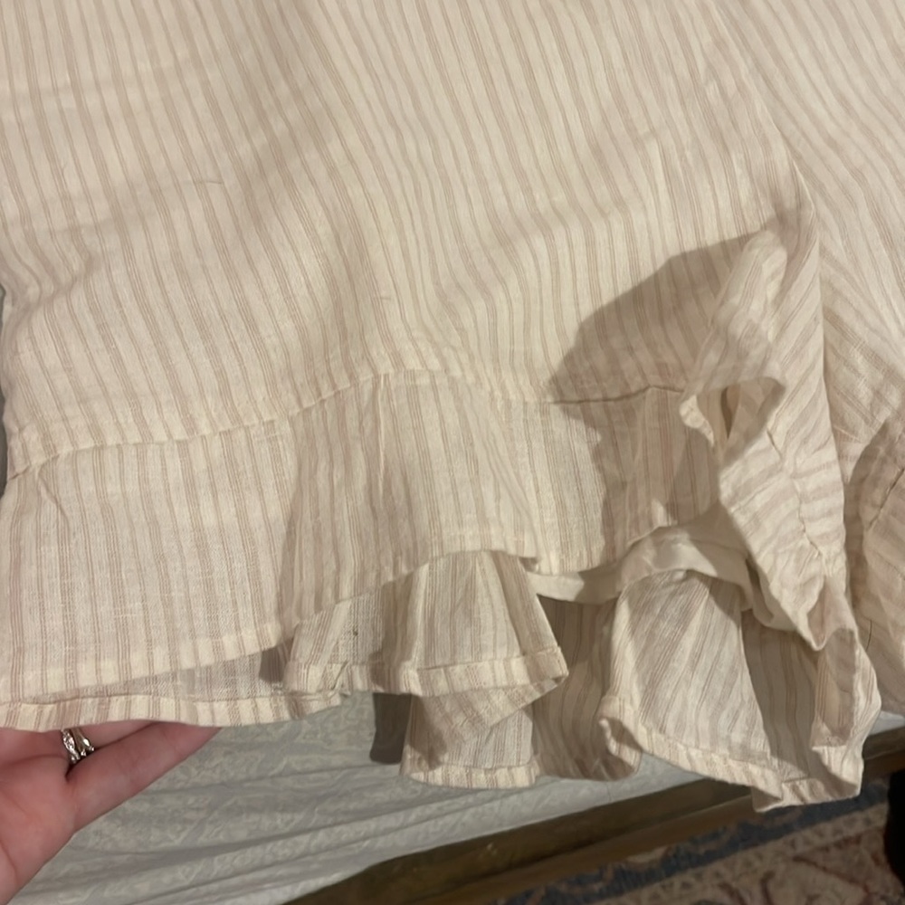 Loft Ruffle Shorts NWT - Picture 6 of 7